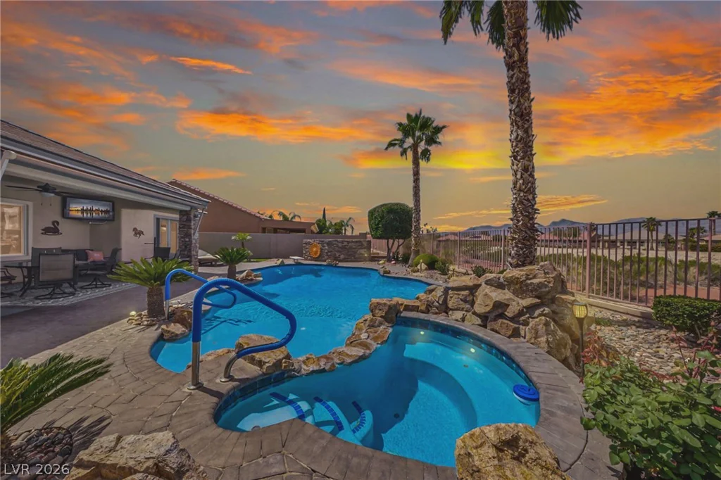 8133 Bay Dunes, Las Vegas, NV 89131