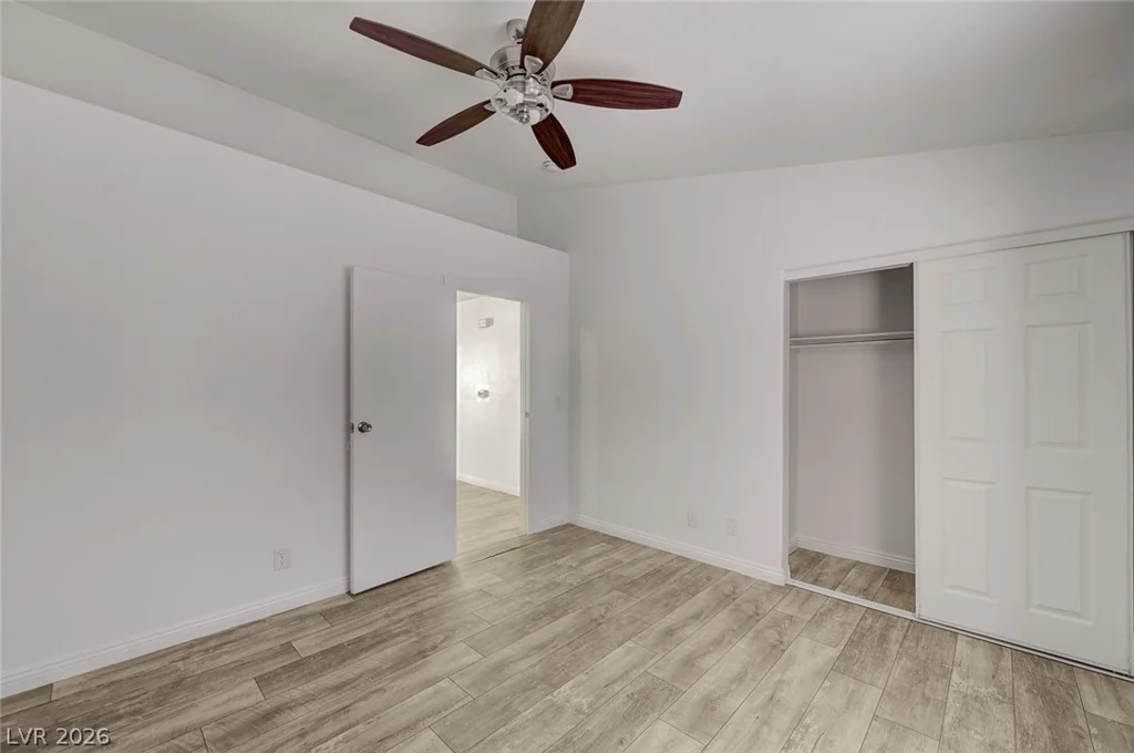 5561 Owens, Las Vegas, NV 89110