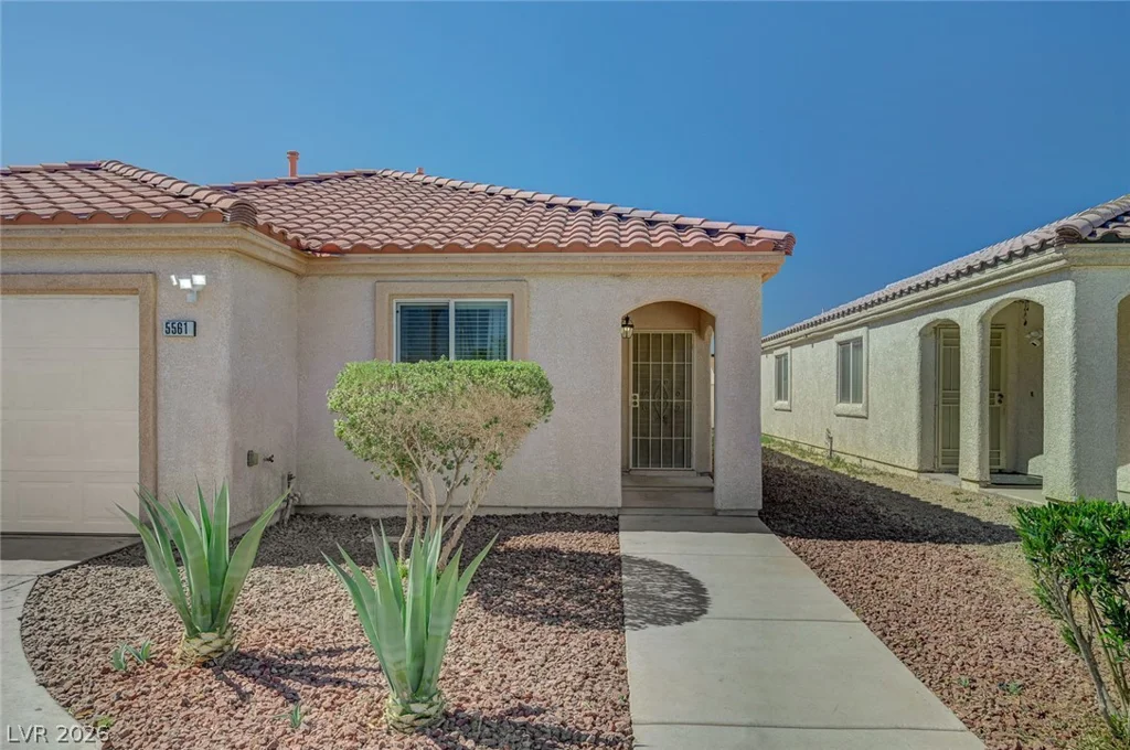 5561 Owens, Las Vegas, NV 89110