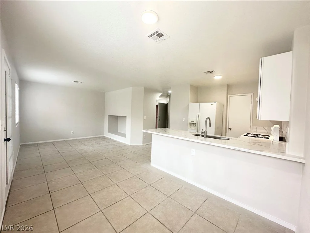 2525 Sierra Bello, Las Vegas, NV 89106