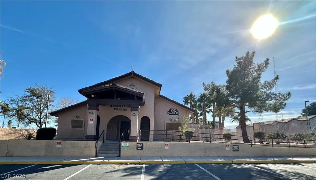 2525 Sierra Bello, Las Vegas, NV 89106