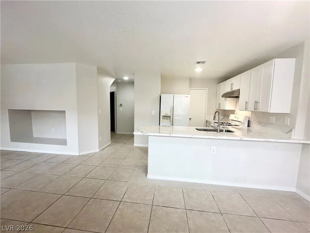2525 Sierra Bello, Las Vegas, NV 89106