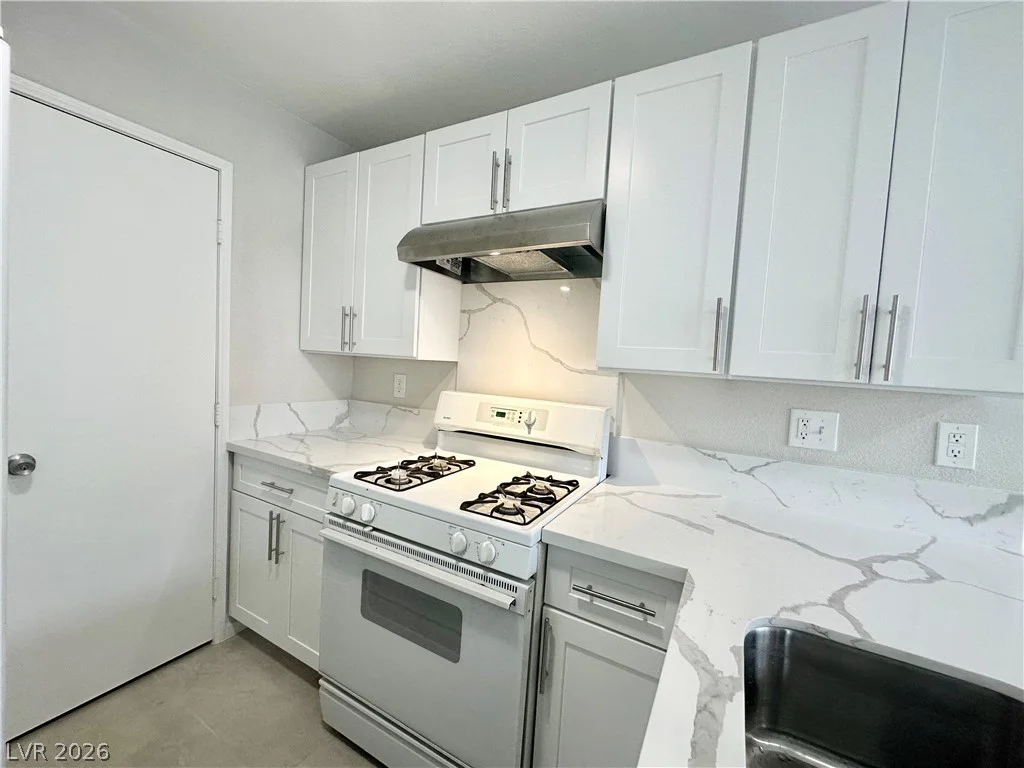 2525 Sierra Bello, Las Vegas, NV 89106