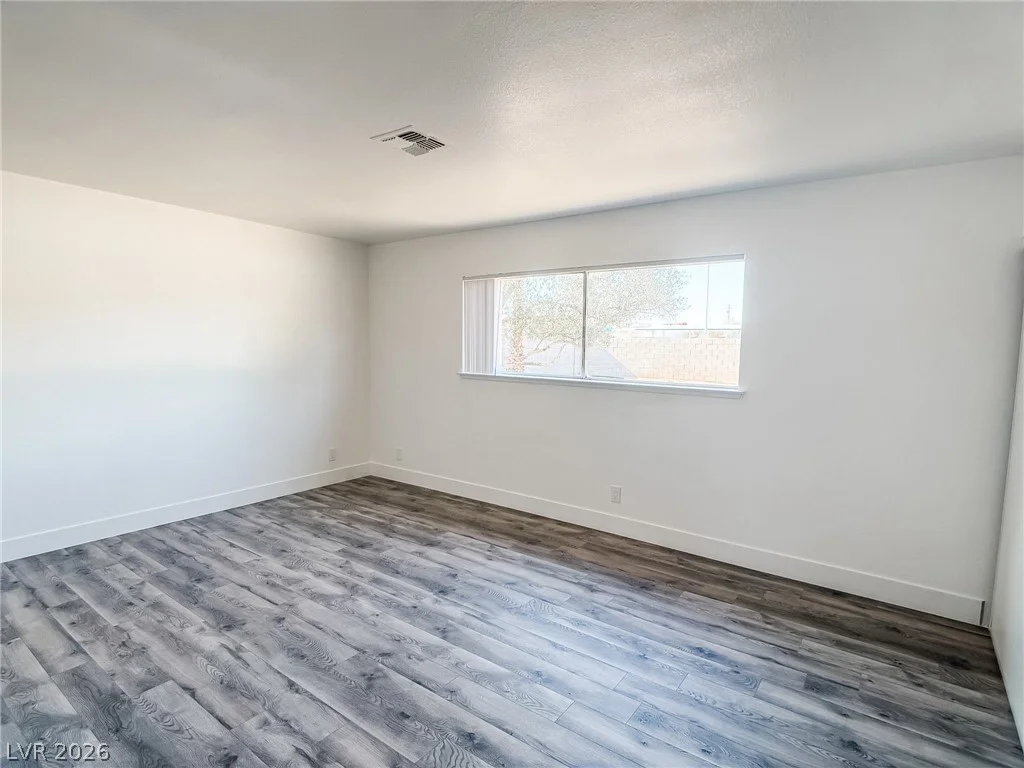 6840 Casa Linda, Las Vegas, NV 89103