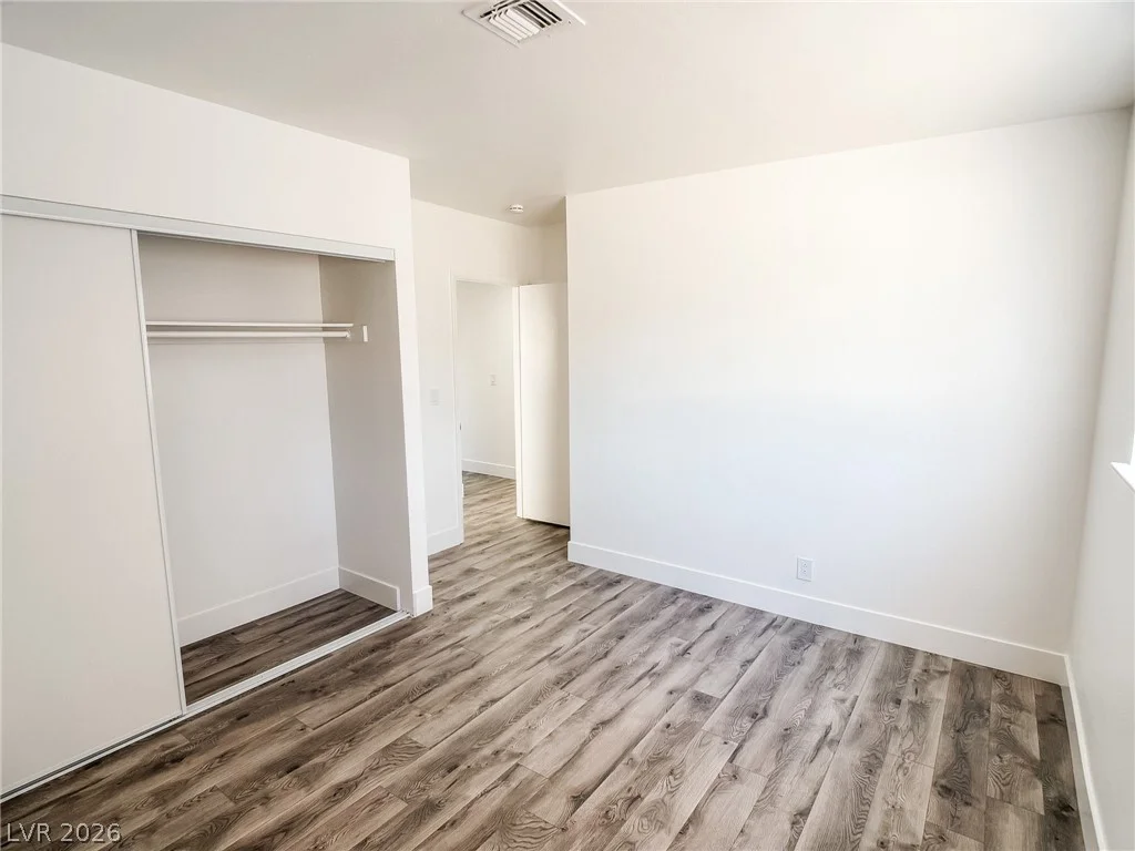 6840 Casa Linda, Las Vegas, NV 89103