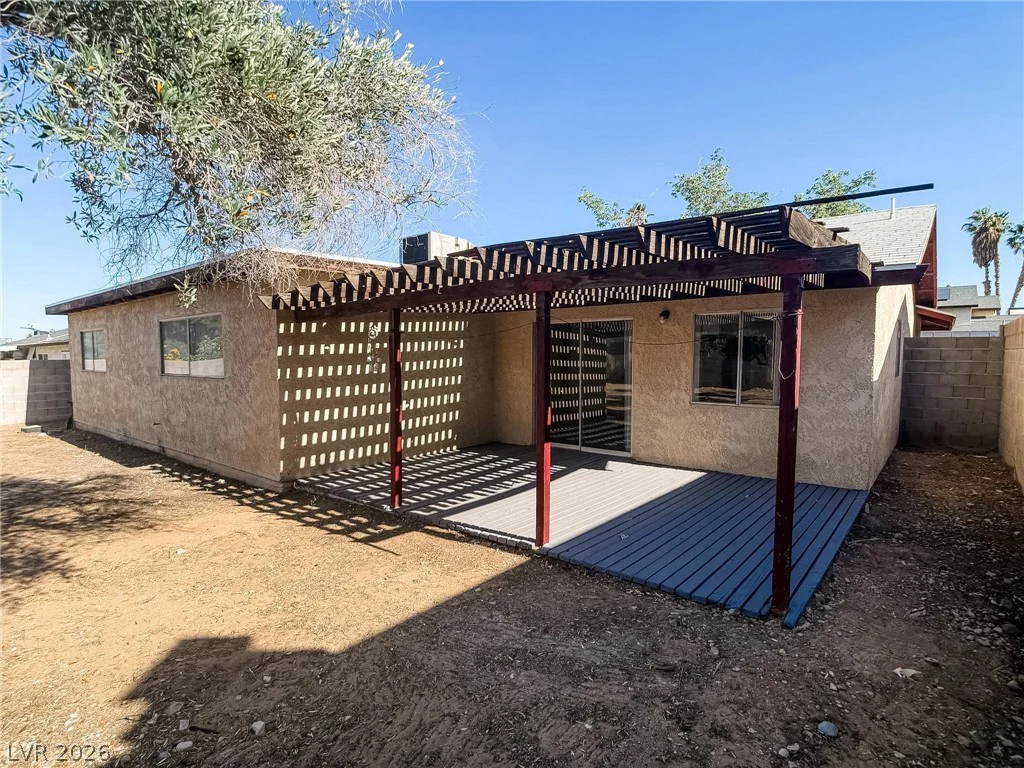 6840 Casa Linda, Las Vegas, NV 89103