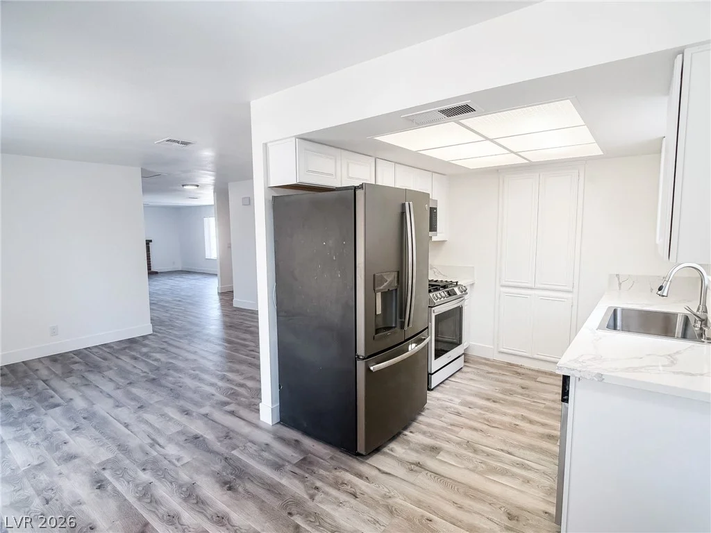 6840 Casa Linda, Las Vegas, NV 89103