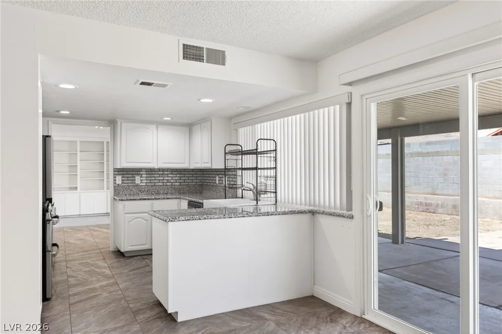 5374 Latigo, Las Vegas, NV 89119