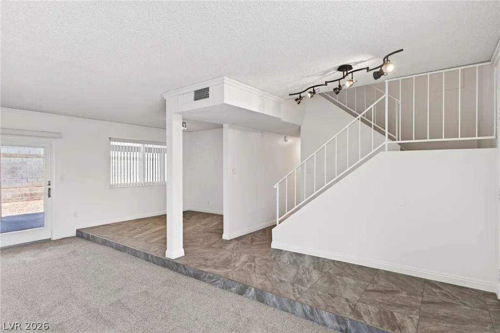 5374 Latigo, Las Vegas, NV 89119