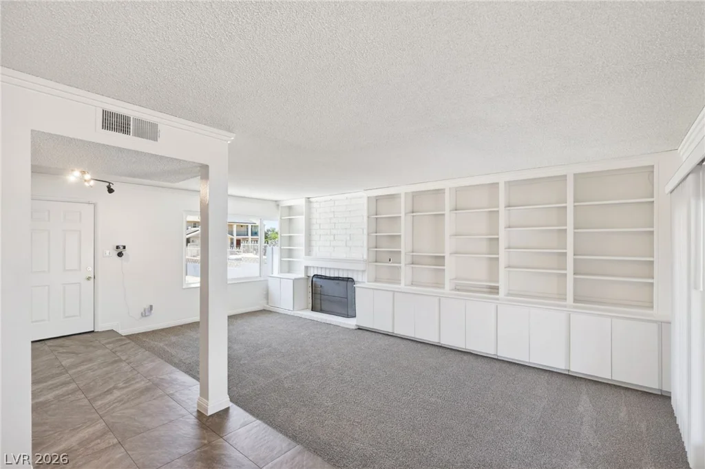 5374 Latigo, Las Vegas, NV 89119