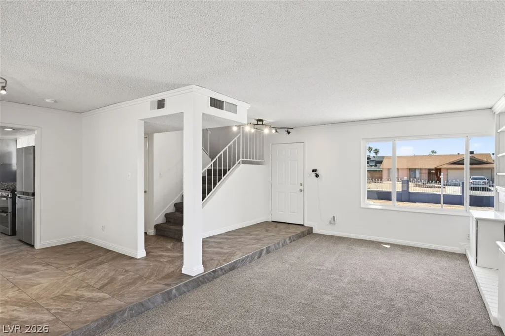 5374 Latigo, Las Vegas, NV 89119