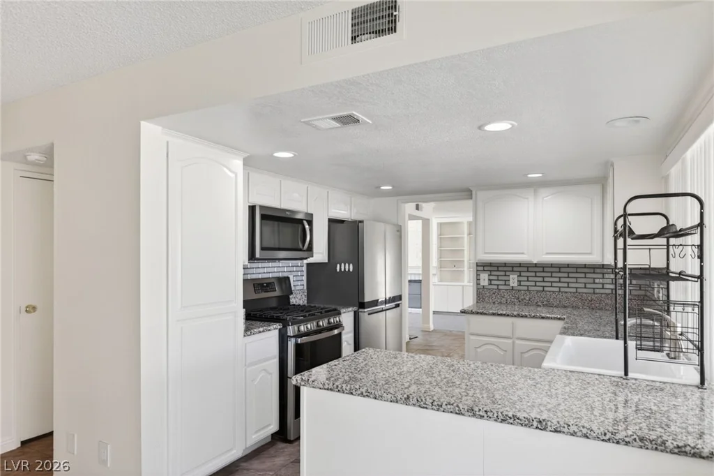 5374 Latigo, Las Vegas, NV 89119