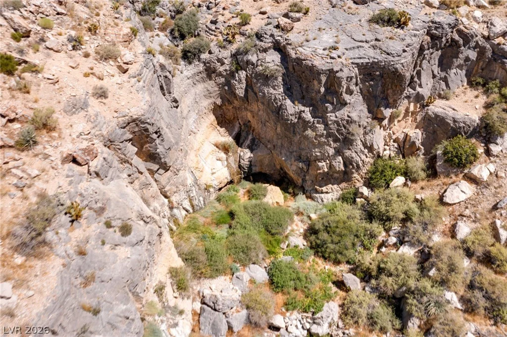 SW 22-57-15, Mountain Springs, NV 89124