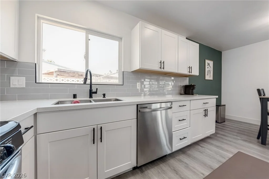 3971 Saguaro, Las Vegas, NV 89110