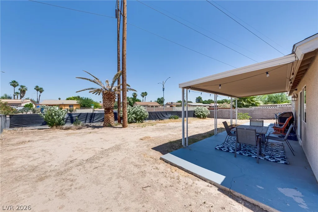 3971 Saguaro, Las Vegas, NV 89110