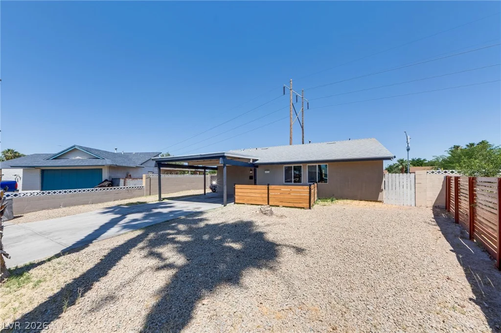 3971 Saguaro, Las Vegas, NV 89110