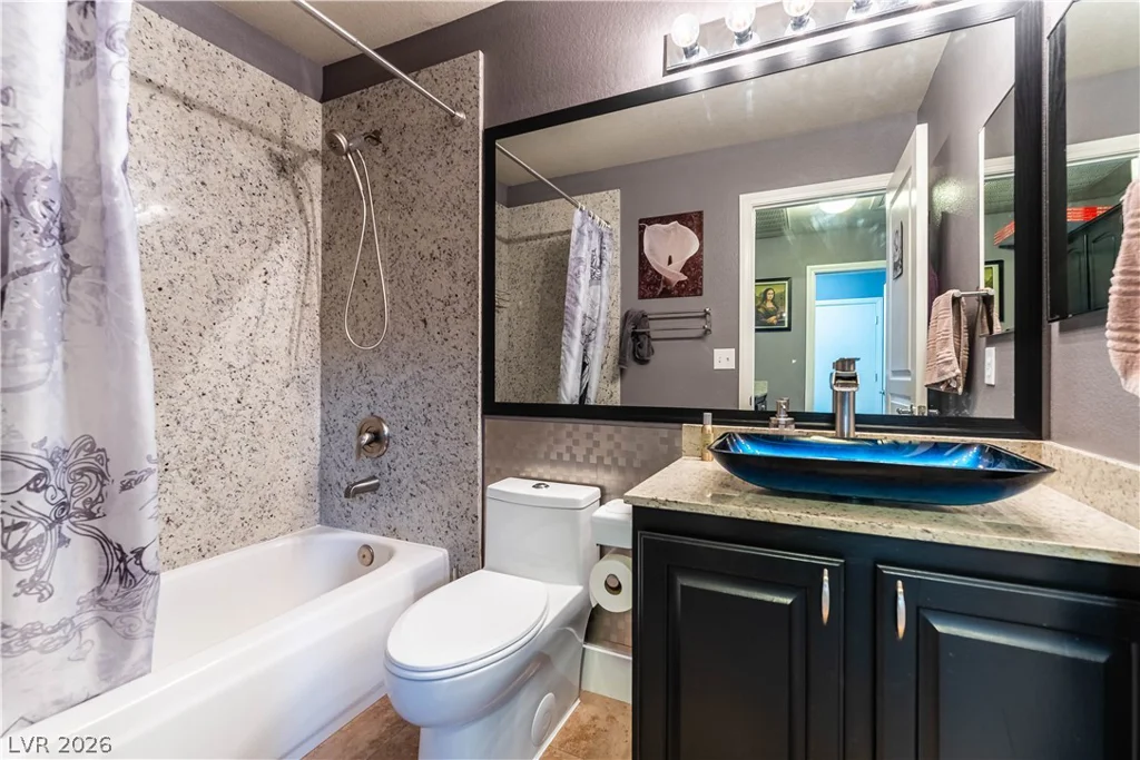 8251 Coyado, Las Vegas, NV 89123