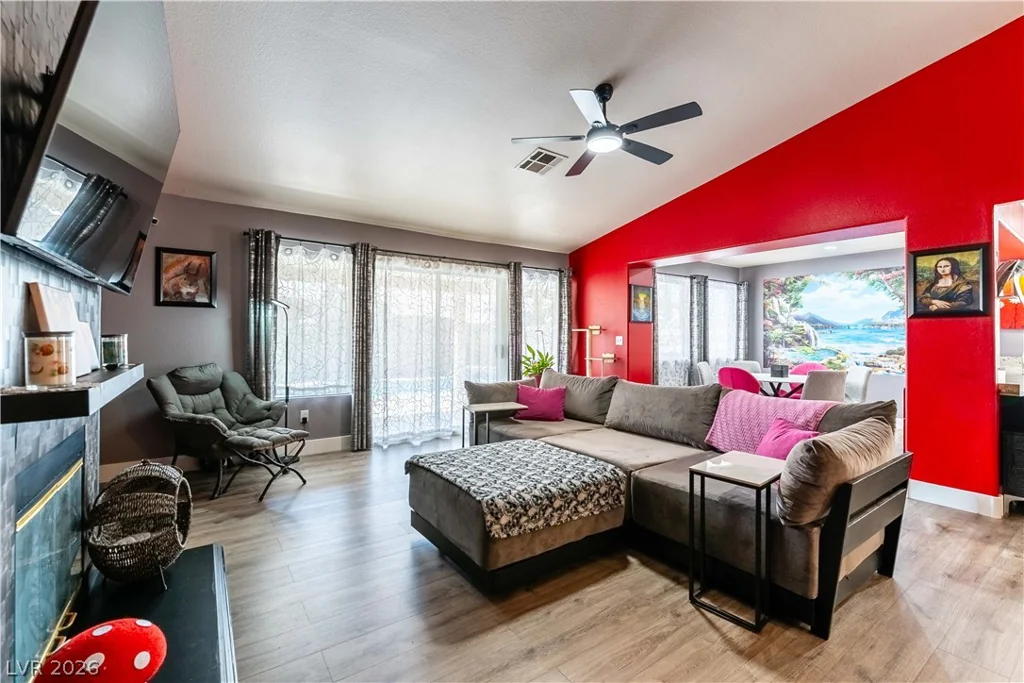 8251 Coyado, Las Vegas, NV 89123