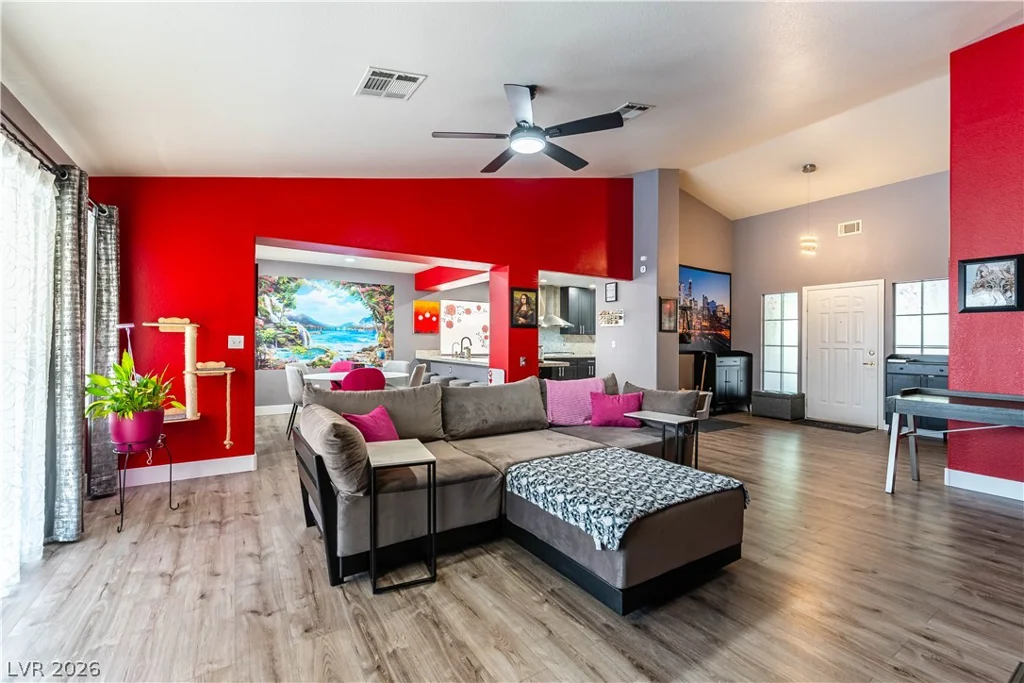 8251 Coyado, Las Vegas, NV 89123