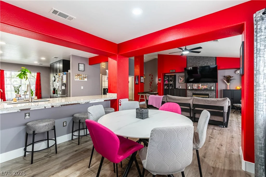 8251 Coyado, Las Vegas, NV 89123