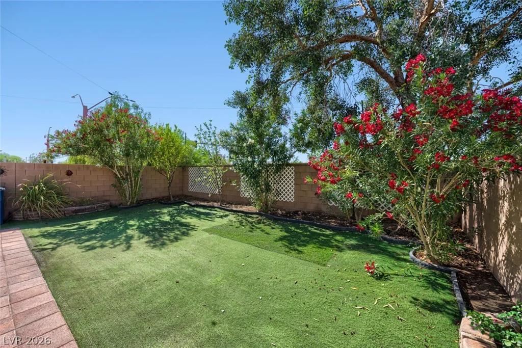 9425 Aggie, Las Vegas, NV 89148