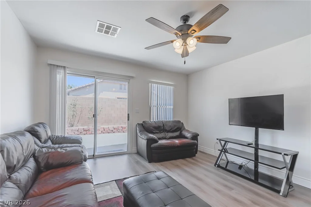 11232 Albergotta, Las Vegas, NV 89141