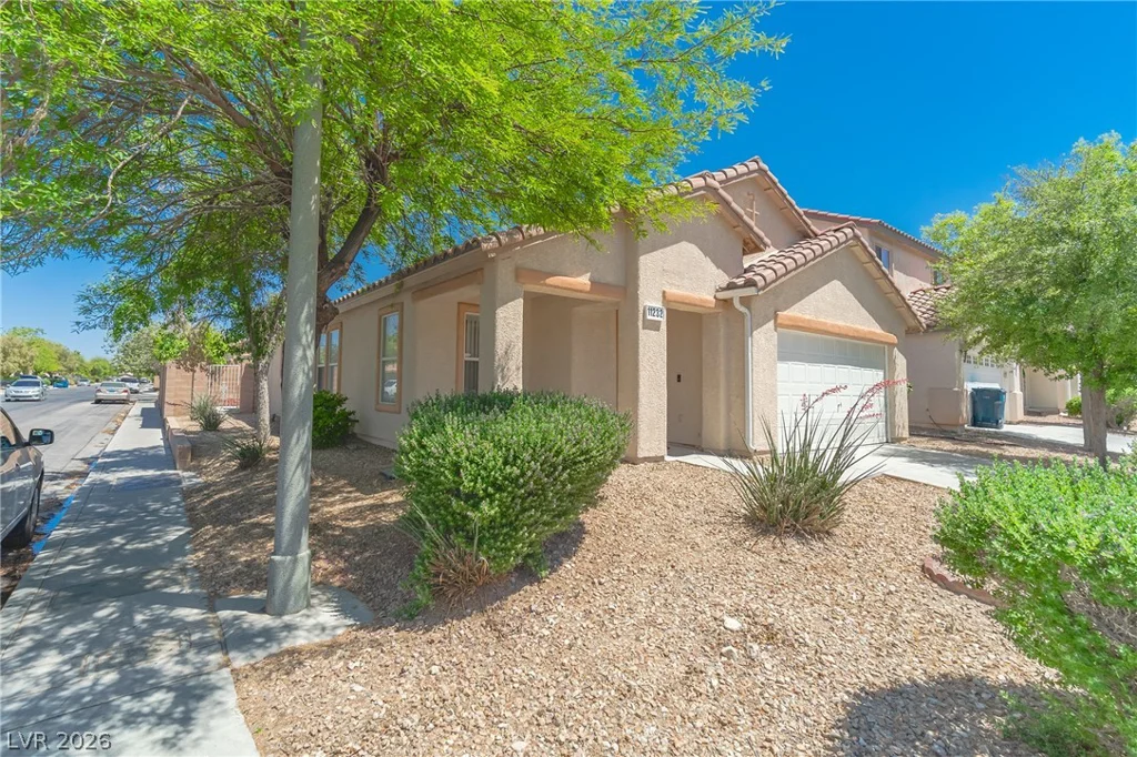 11232 Albergotta, Las Vegas, NV 89141