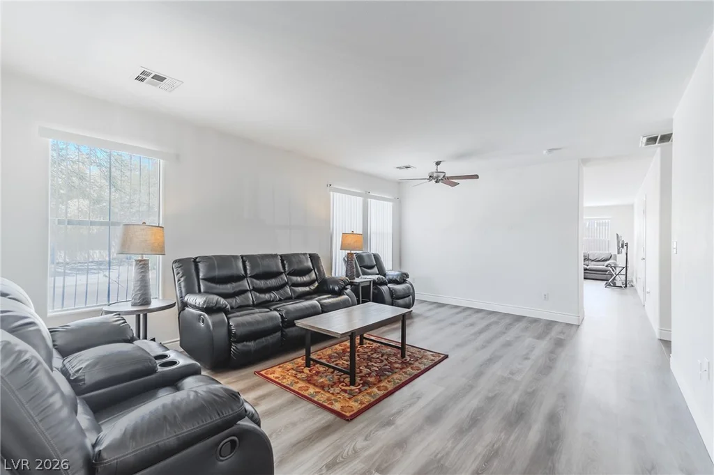 11232 Albergotta, Las Vegas, NV 89141