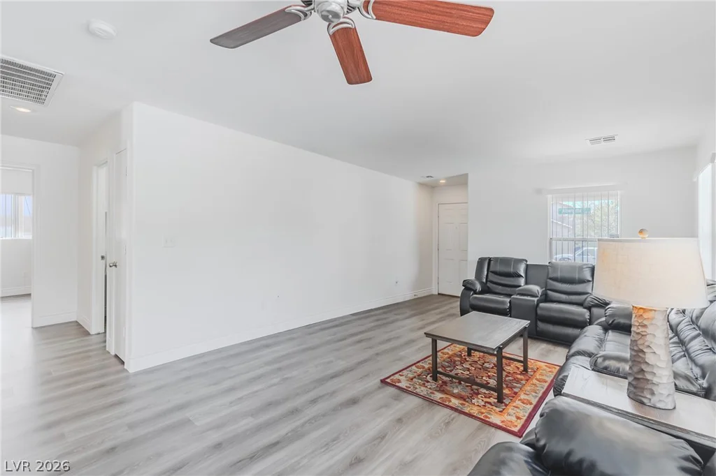 11232 Albergotta, Las Vegas, NV 89141
