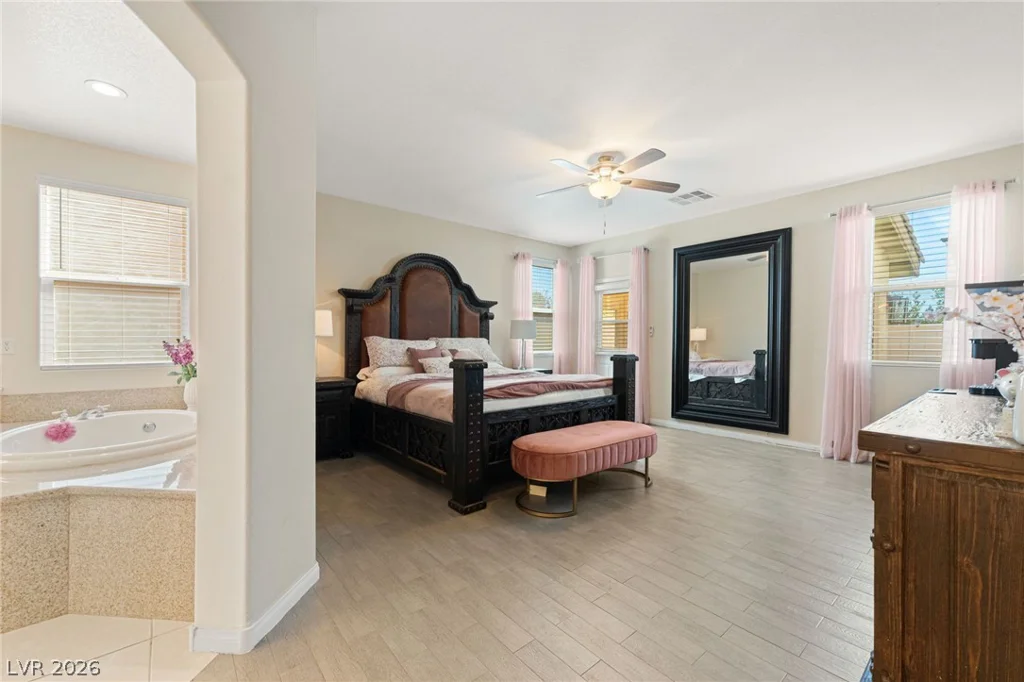 8929 Glenistar Gate, Las Vegas, NV 89143