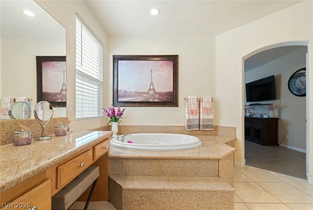 8929 Glenistar Gate, Las Vegas, NV 89143