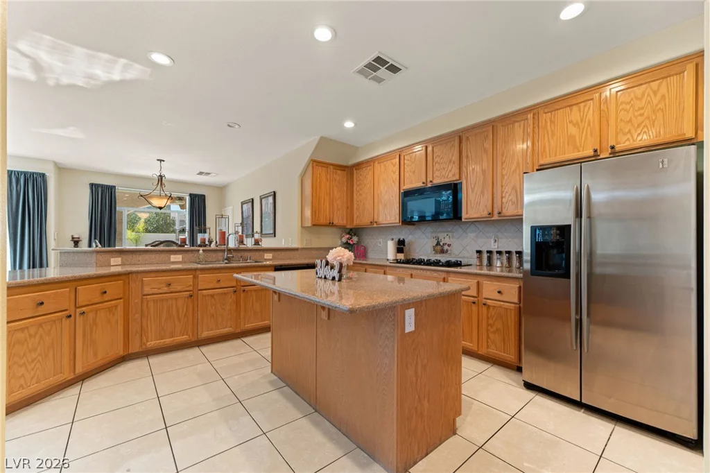 8929 Glenistar Gate, Las Vegas, NV 89143