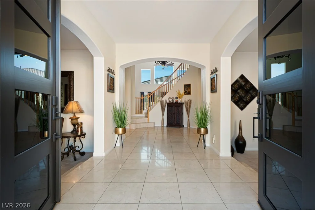 8929 Glenistar Gate, Las Vegas, NV 89143