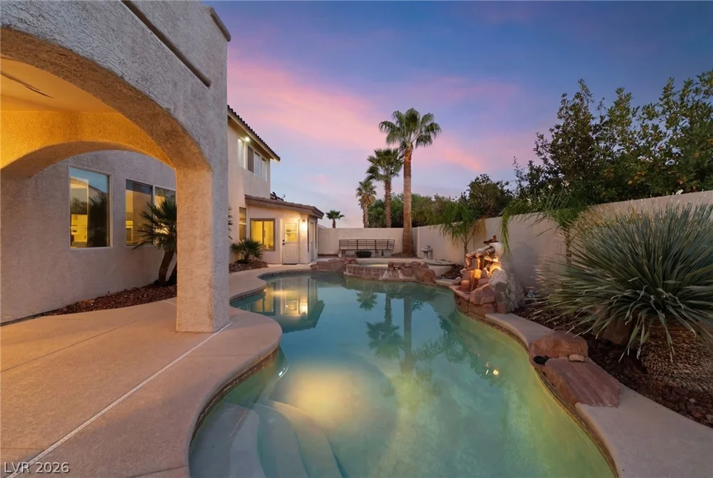 8929 Glenistar Gate, Las Vegas, NV 89143