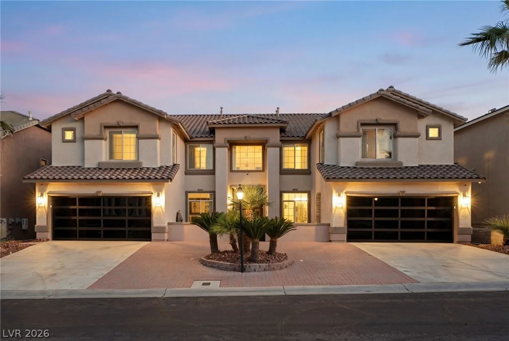 8929 Glenistar Gate, Las Vegas, NV 89143