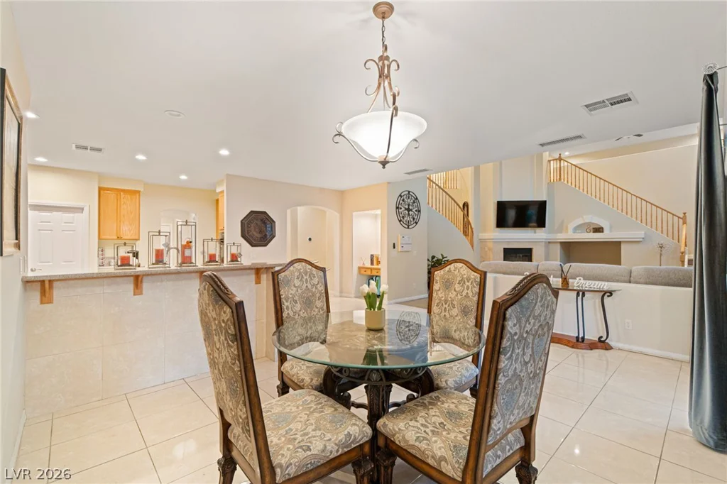8929 Glenistar Gate, Las Vegas, NV 89143