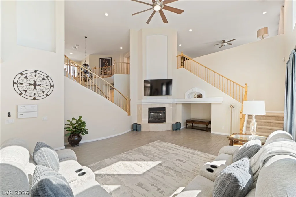 8929 Glenistar Gate, Las Vegas, NV 89143
