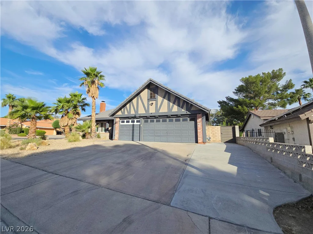 319 Esquina, Henderson, NV 89014