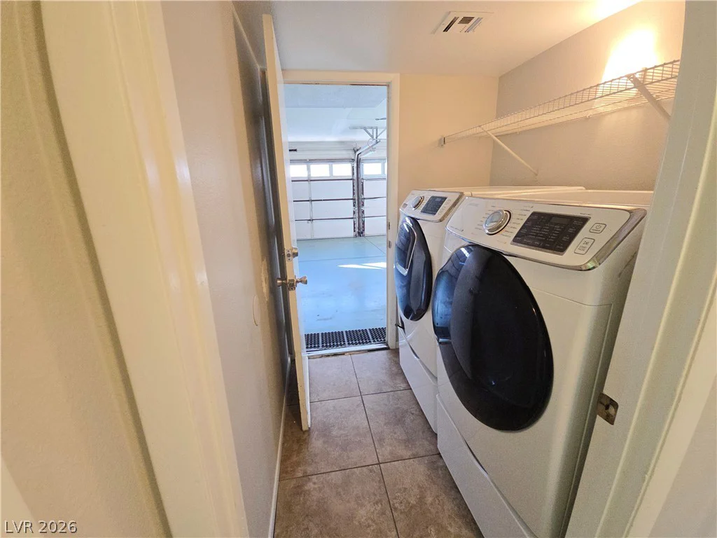 319 Esquina, Henderson, NV 89014
