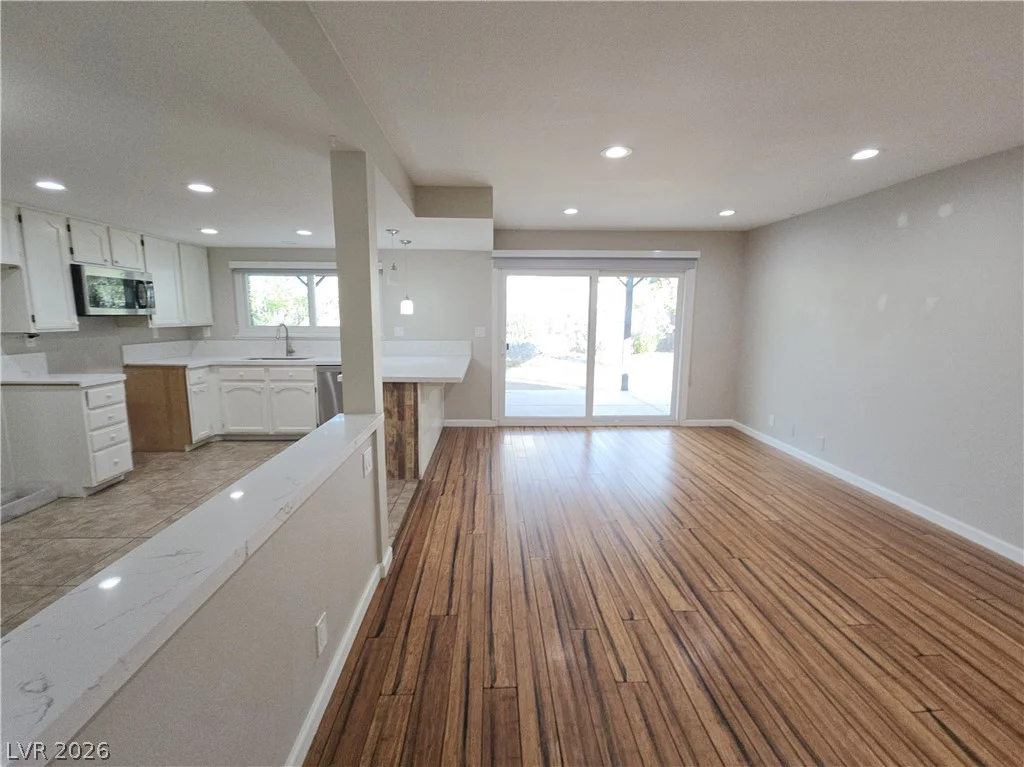 319 Esquina, Henderson, NV 89014