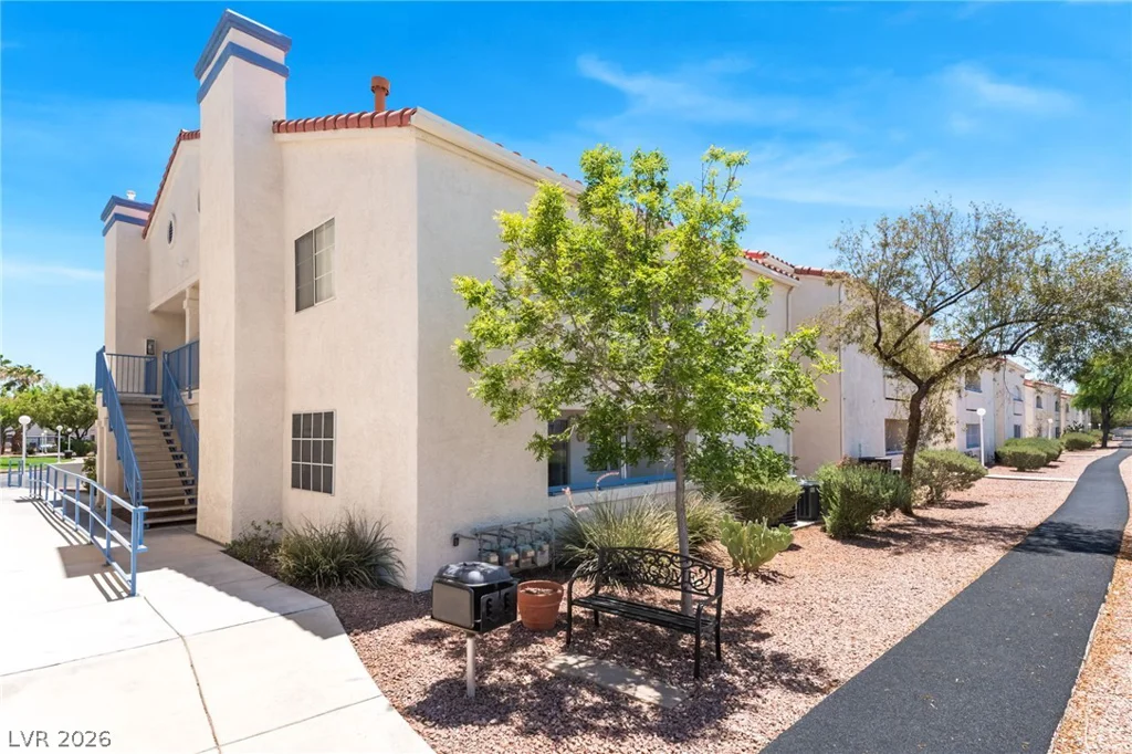 2725 Nellis, Las Vegas, NV 89121