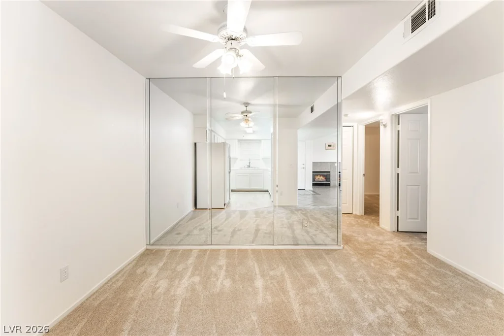2725 Nellis, Las Vegas, NV 89121