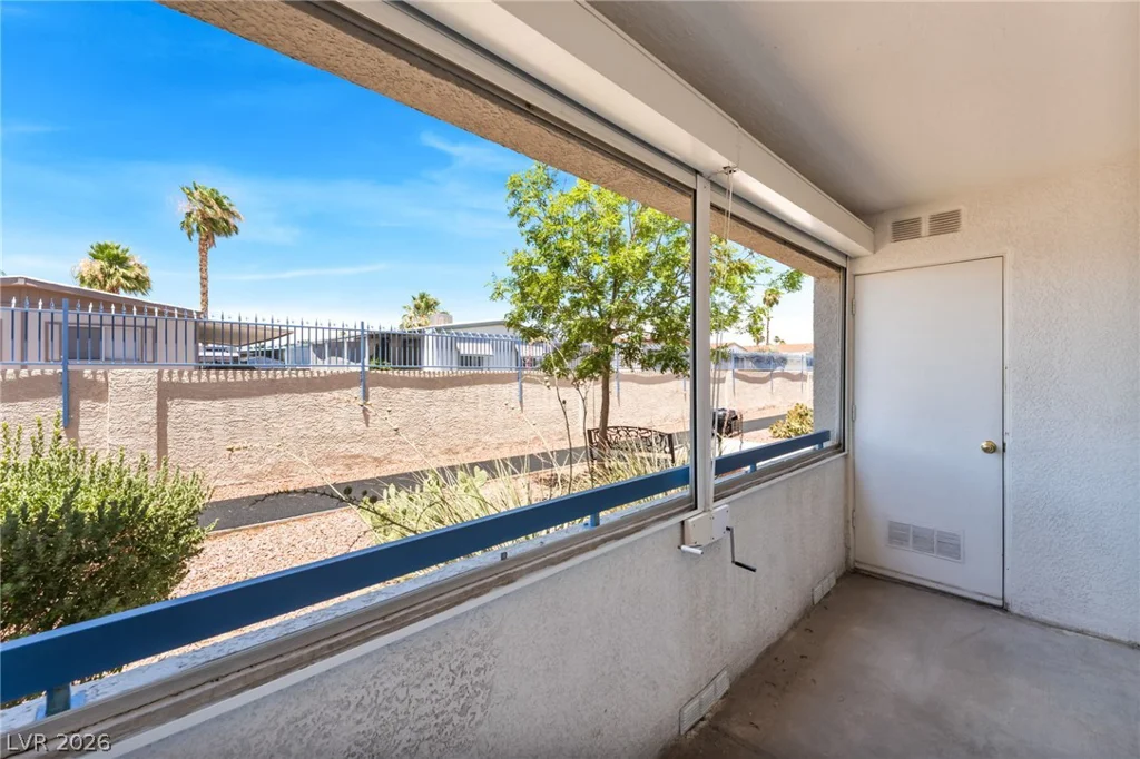 2725 Nellis, Las Vegas, NV 89121