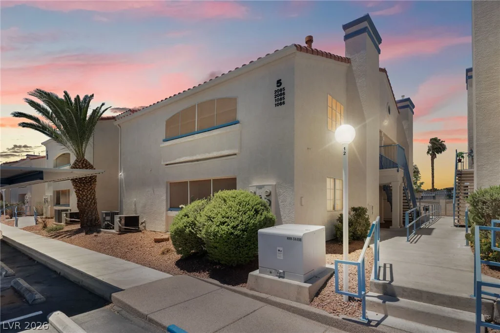 2725 Nellis, Las Vegas, NV 89121