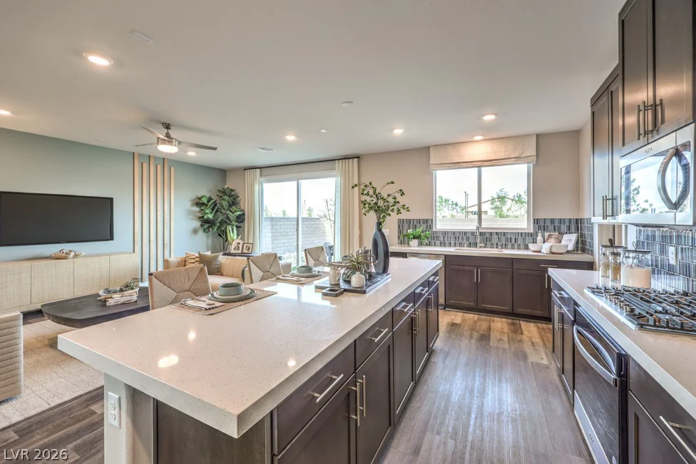 7637 Gage Falls, North Las Vegas, NV 89084