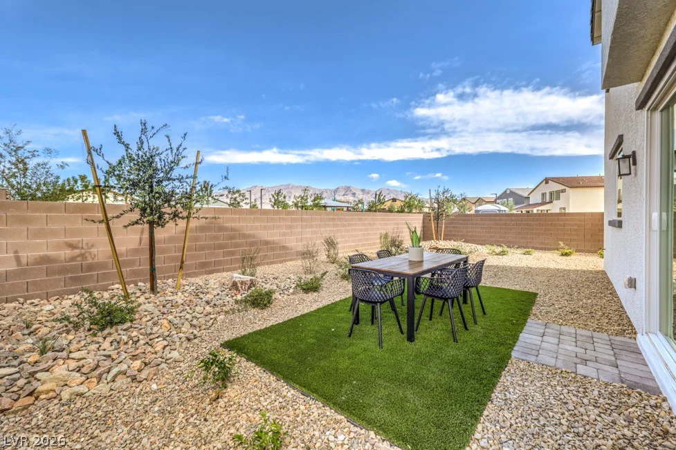 7637 Gage Falls, North Las Vegas, NV 89084