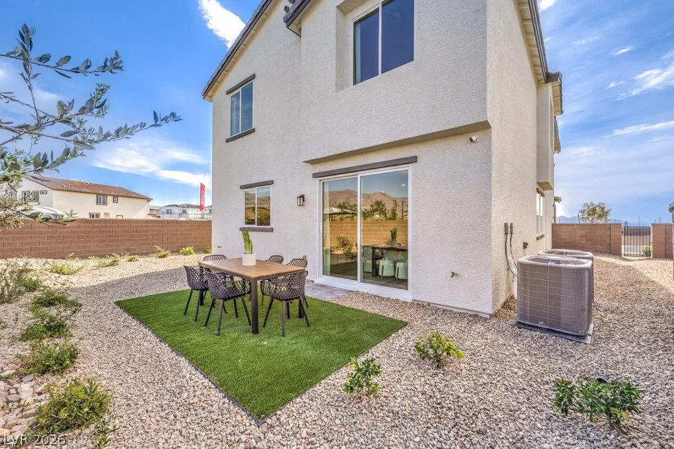 7637 Gage Falls, North Las Vegas, NV 89084
