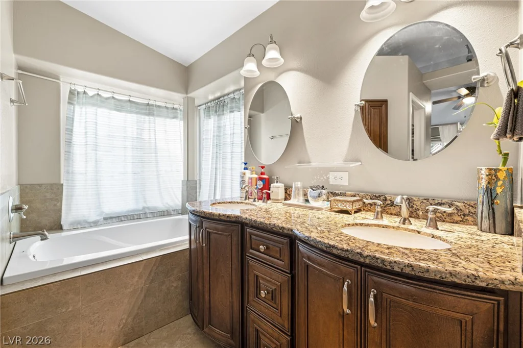 7724 Clearwood, Las Vegas, NV 89123