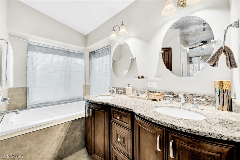 7724 Clearwood, Las Vegas, NV 89123