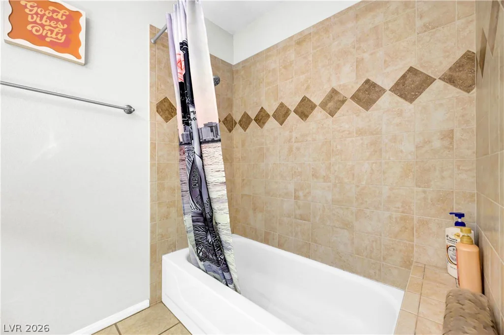 7724 Clearwood, Las Vegas, NV 89123